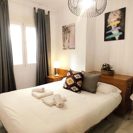 Apartamento San Luis. Plaza De Parking Gratis!!! Севиля Екстериор снимка