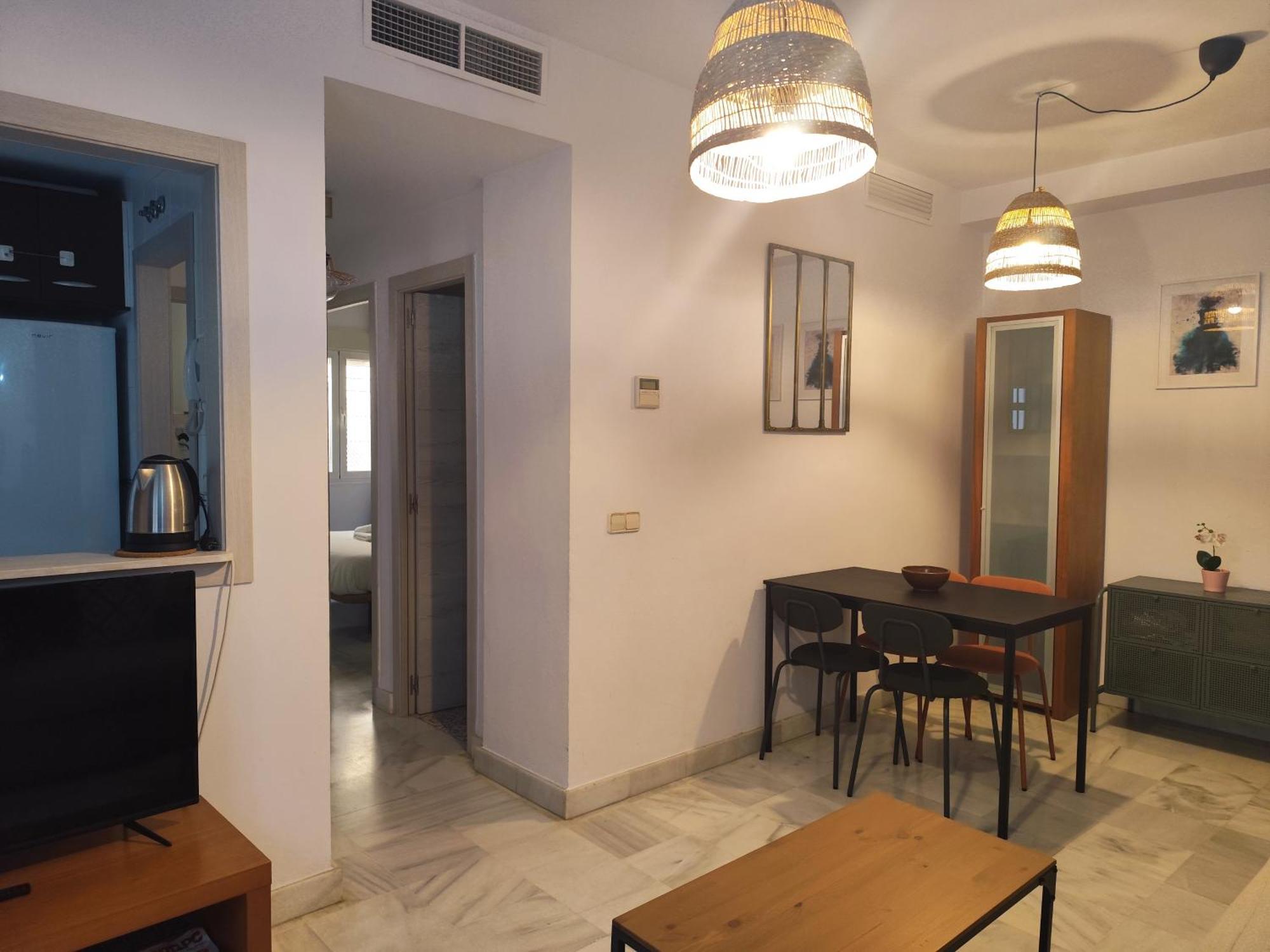 Apartamento San Luis. Plaza De Parking Gratis!!! Севиля Екстериор снимка